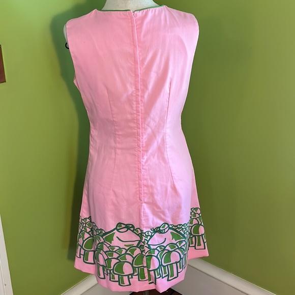 vintage 70s Vested Gentress frogs & shrooms shift dress - Picture 4 of 7